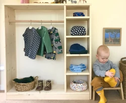 Montessori Kleidershrank - Manine